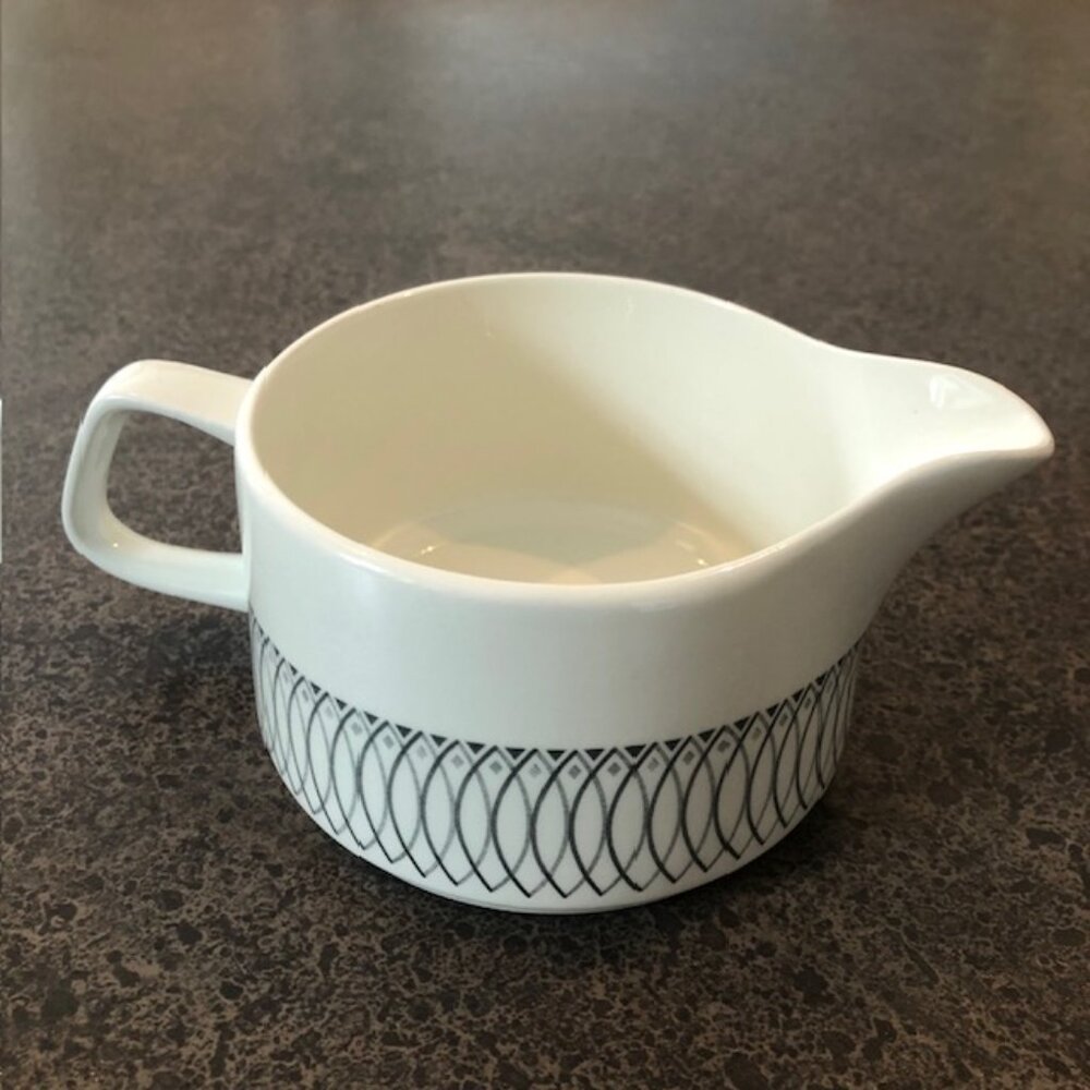 SALE 2 for $26 / 3 for $33 -1960's J&G Meakin Studio, Scraffito Geometric Gravy